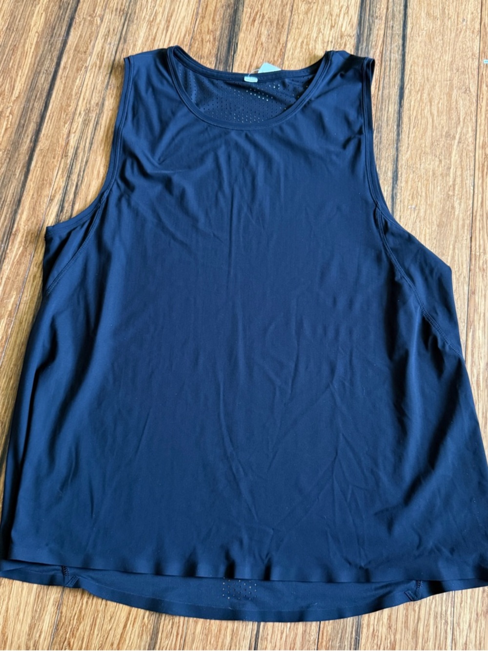 Lululemon Black Muscle Tank Top Size 6
